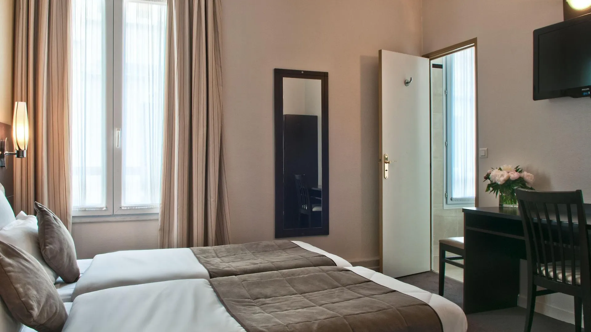 Les Hauts De Passy - Trocadero Eiffel Hotel 3*